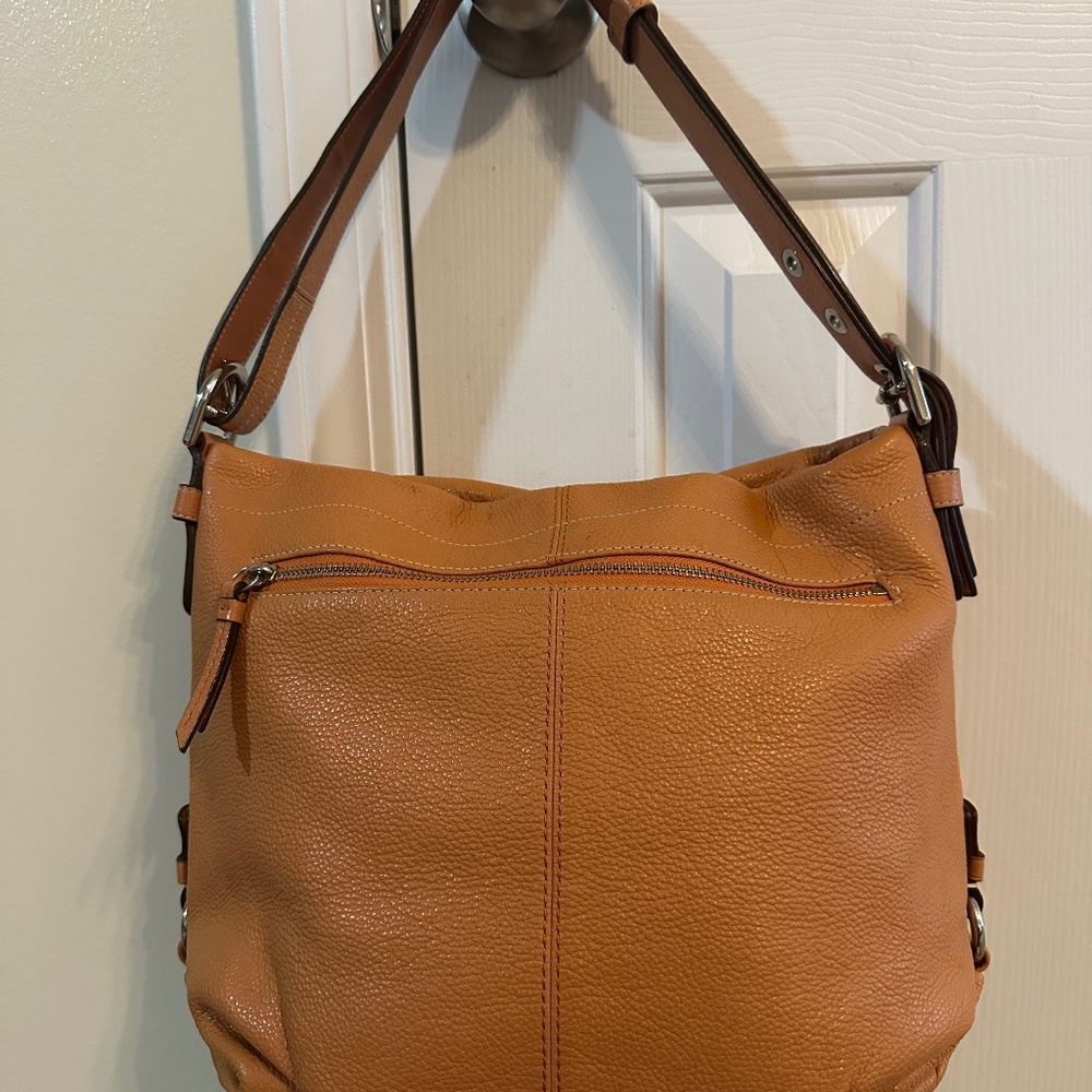 Coach Outlet Vintage Pebbled Leather Zippered Orange Hobo Bag